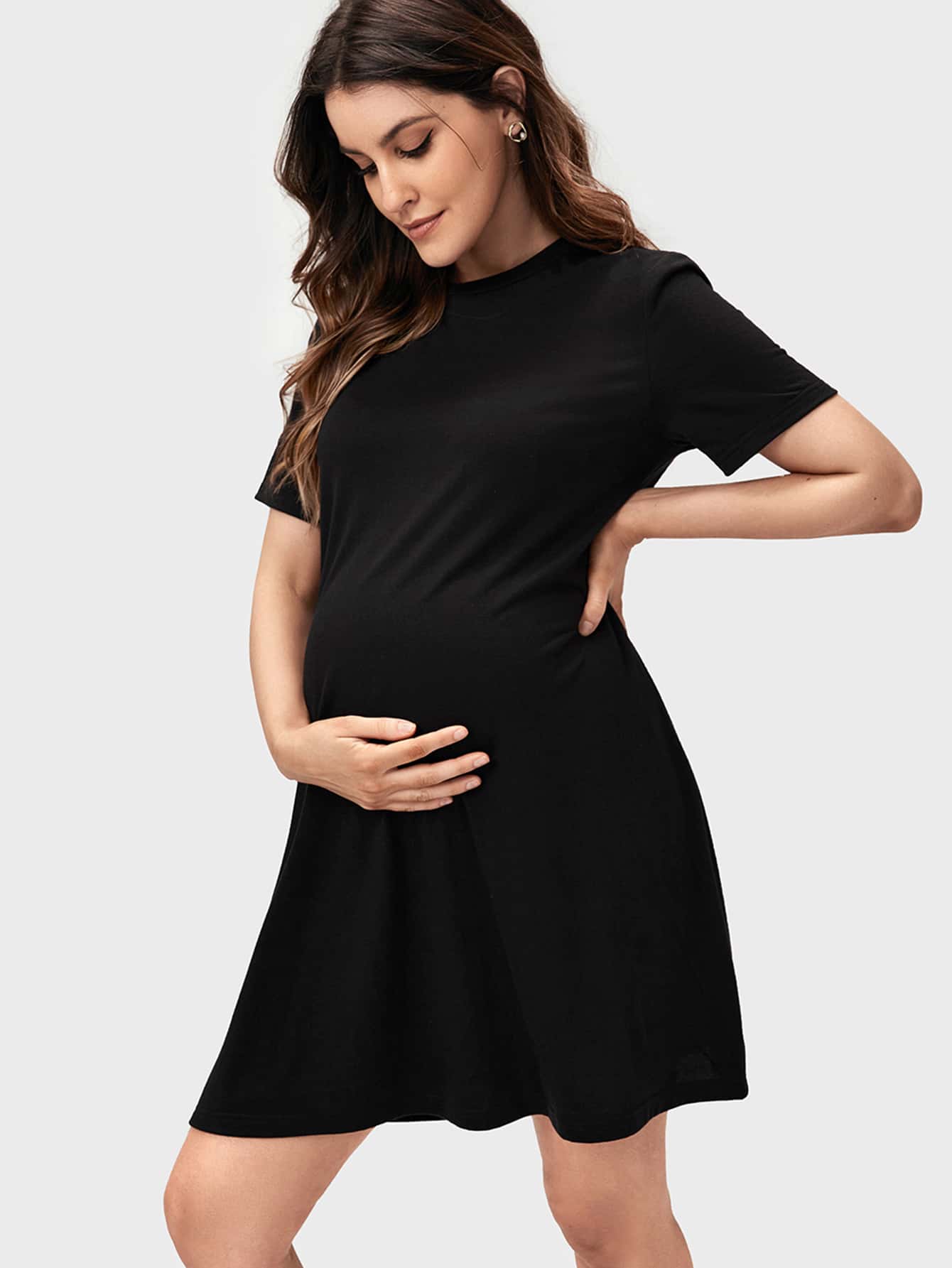 Maternity Solid Black Tee Dress Short Sleeve Round Neck Casual Mini Pregnancy Dress for Daily Wear