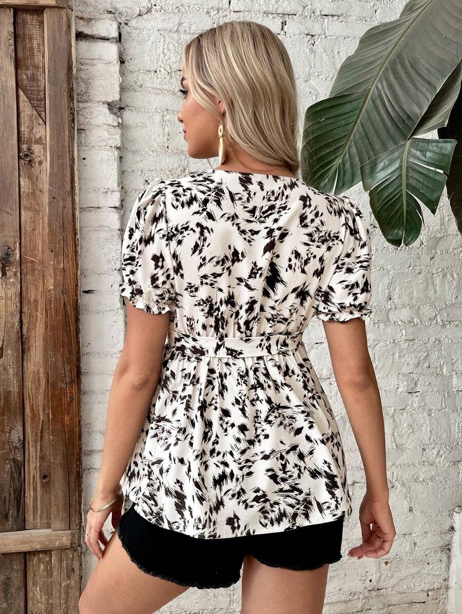 Maternity Allover Print Puff Sleeve Belted Peplum Blouse Black and White V-Neck Short Sleeve Casual Pregnancy Top