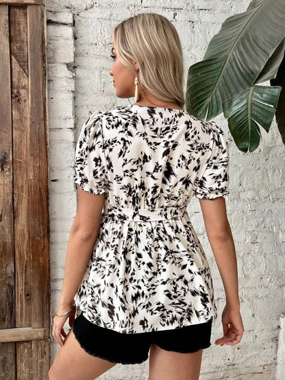 Maternity Allover Print Puff Sleeve Belted Peplum Blouse Black and White V-Neck Short Sleeve Casual Pregnancy Top
