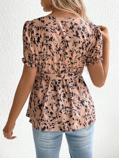 Maternity Allover Print Puff Sleeve Belted Peplum Blouse Black and White V-Neck Short Sleeve Casual Pregnancy Top