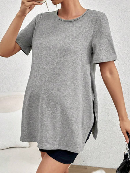 Maternity Split Side Solid Navy Blue Tee  Casual Short Sleeve Round Neck Long T-Shirt with Side Slits for Daily Wear