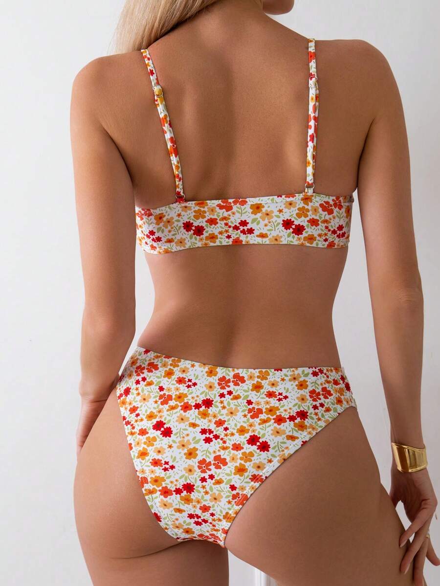 Women's Ditsy Floral Bikini Set - Ruched Spaghetti Strap, Hipsters, High Waist, Multicolor