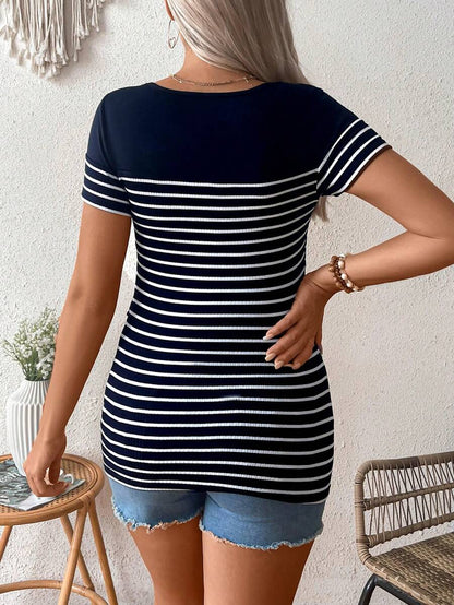 Maternity Colorblock Striped Short Sleeve Nursing T-Shirt - Slim Fit Rib-Knit Breastfeeding Scoop Neck Top