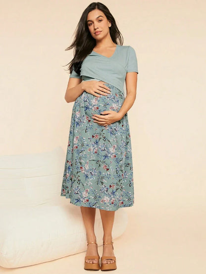 Green Floral Print Nursing Dress Midi V Neck Short Sleeve Criss Cross Maternity Dress with Pockets and High Stretch Knitted Fabric