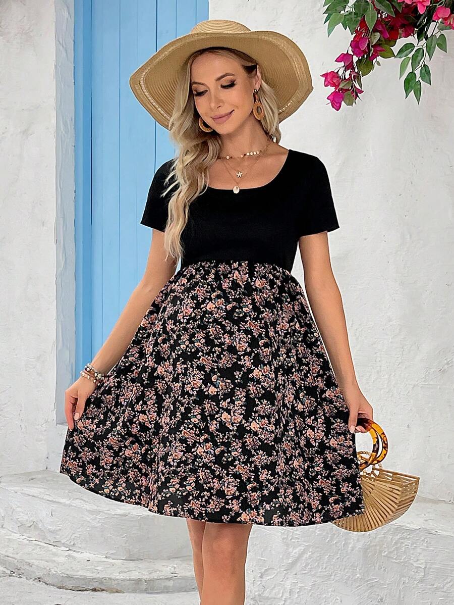 Boho Navy Blue Ditsy Floral Maternity Dress - Short Sleeve Scoop Neck High Waist A-Line Ruffle Hem Vacation Mini