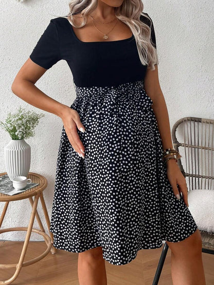 Green Ditsy Floral Maternity Summer Dress - Square Neck Short Sleeve A-Line High Waist Casual Beach Mini Dress