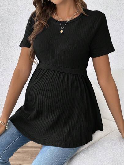 Romantic Ruffle Hem Maternity T-Shirt - Elegant Short Sleeve Round Neck Black Slim Fit Cotton Knit Top for Gender Reveal & Daily Wear