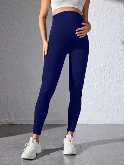 Maternity Sports Leggings - Seamless, High Waist, Cropped, Medium Stretch, Black