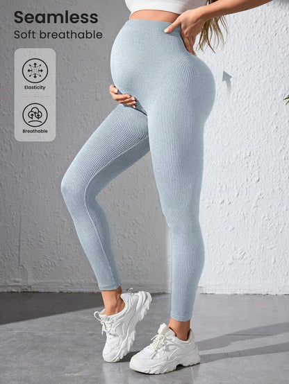 Maternity Sports Leggings - Seamless, High Waist, Cropped, Medium Stretch, Black