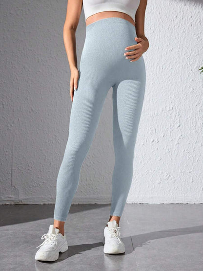 Maternity Sports Leggings - Seamless, High Waist, Cropped, Medium Stretch, Black