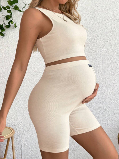 2-Piece Maternity Racerback Cami and Letter Print Shorts Set - Slim Fit Rib-Knit Athletic Streetwear Set