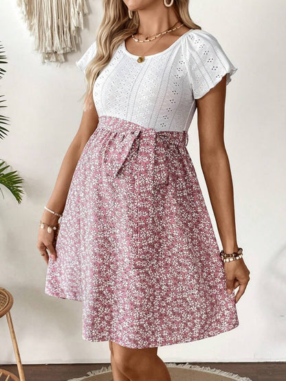 Maternity Contrast Floral Print Scoop Neck Short Sleeve Tied Waist A-Line Dress Boho Colorblock Mini Pregnancy Dress