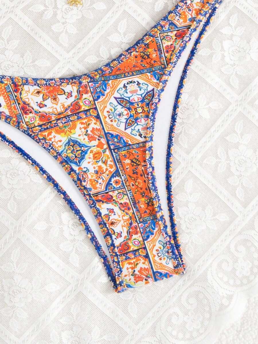 Women's 2-Piece Boho Halter Bikini Set - Gold Accessory, High-Cut, Floral Print, Multicolor