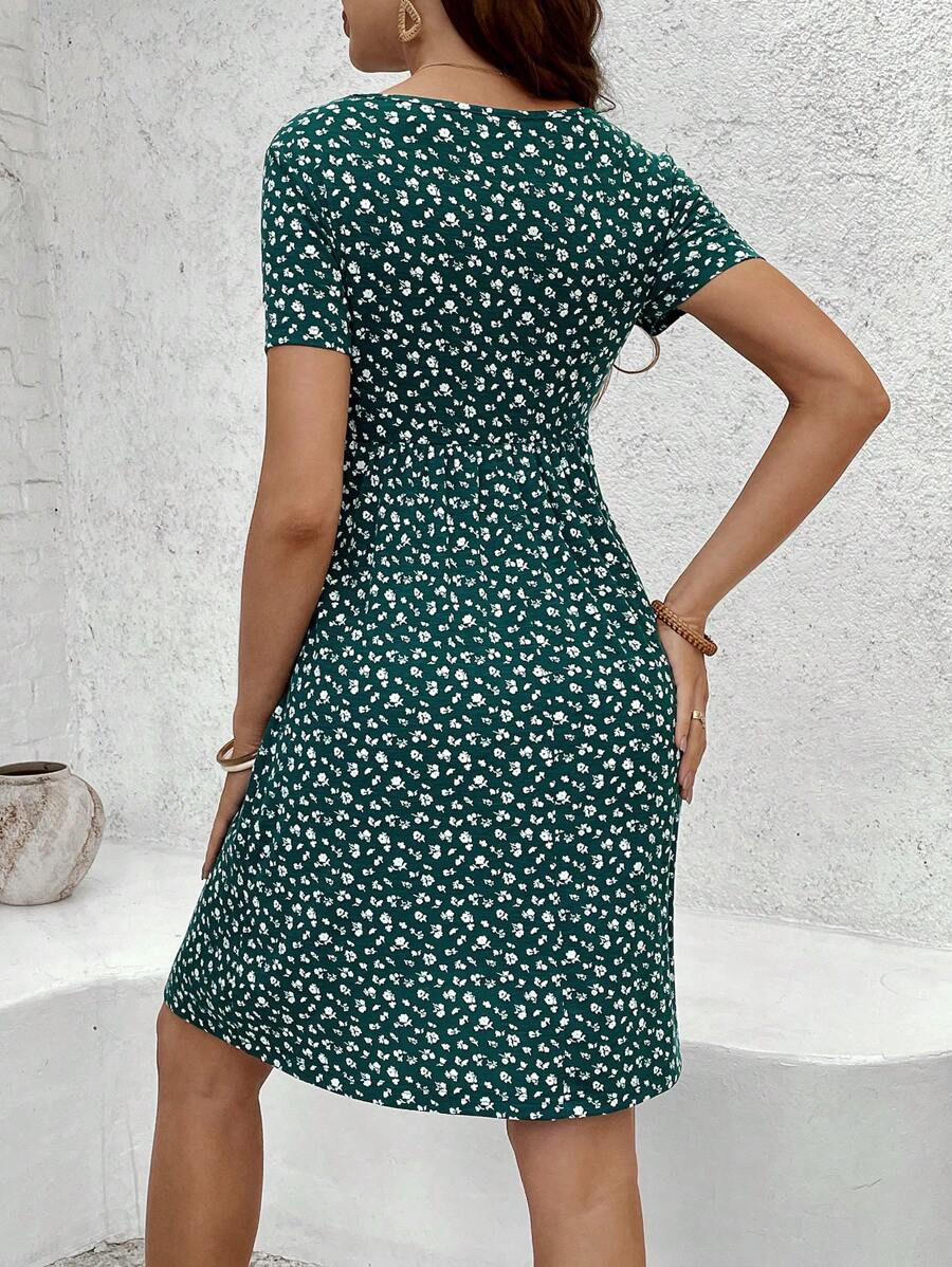 Green Ditsy Floral V Neck Short Sleeve Maternity Nursing Dress Slim Fit Short Flared Beach Vacation Wrap Style Knit Dress