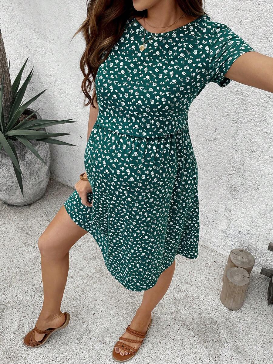Green Ditsy Floral V Neck Short Sleeve Maternity Nursing Dress Slim Fit Short Flared Beach Vacation Wrap Style Knit Dress