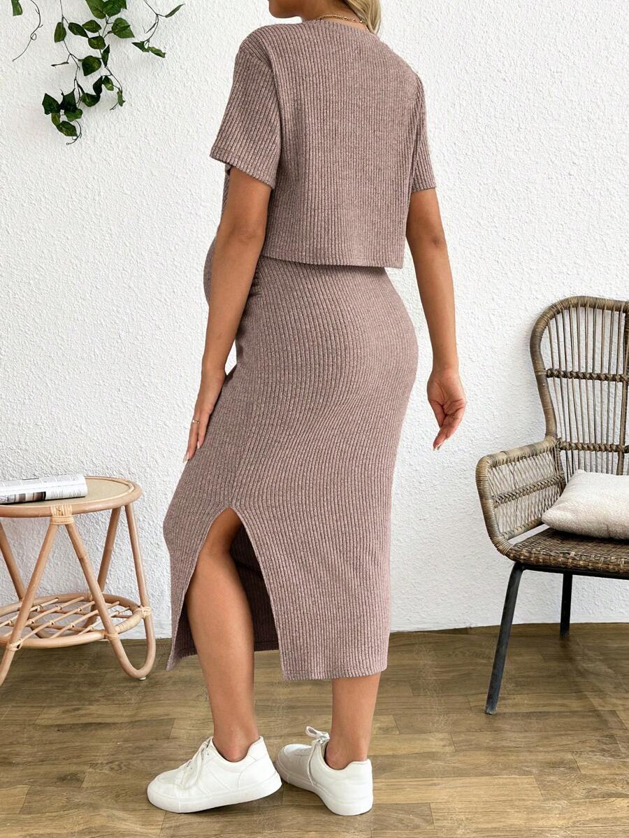 Maternity 2-Piece Set - Round Neck Crop Tee & Split Long Skirt, Apricot