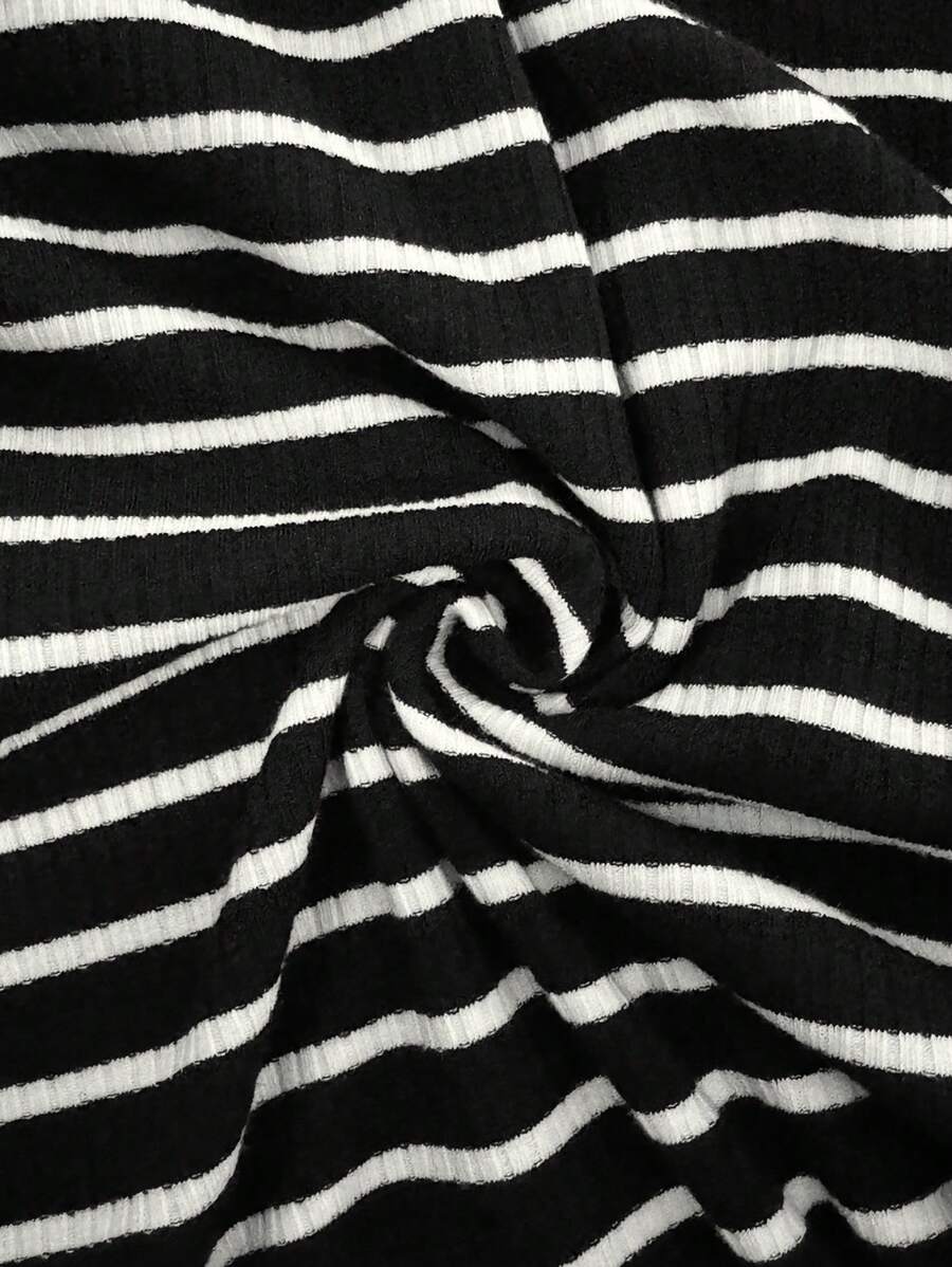 Black Rib-Knit Striped Tank Top - Slim Fit Round Neck Sleeveless Cami - Casual Streetwear Summer Top for Women