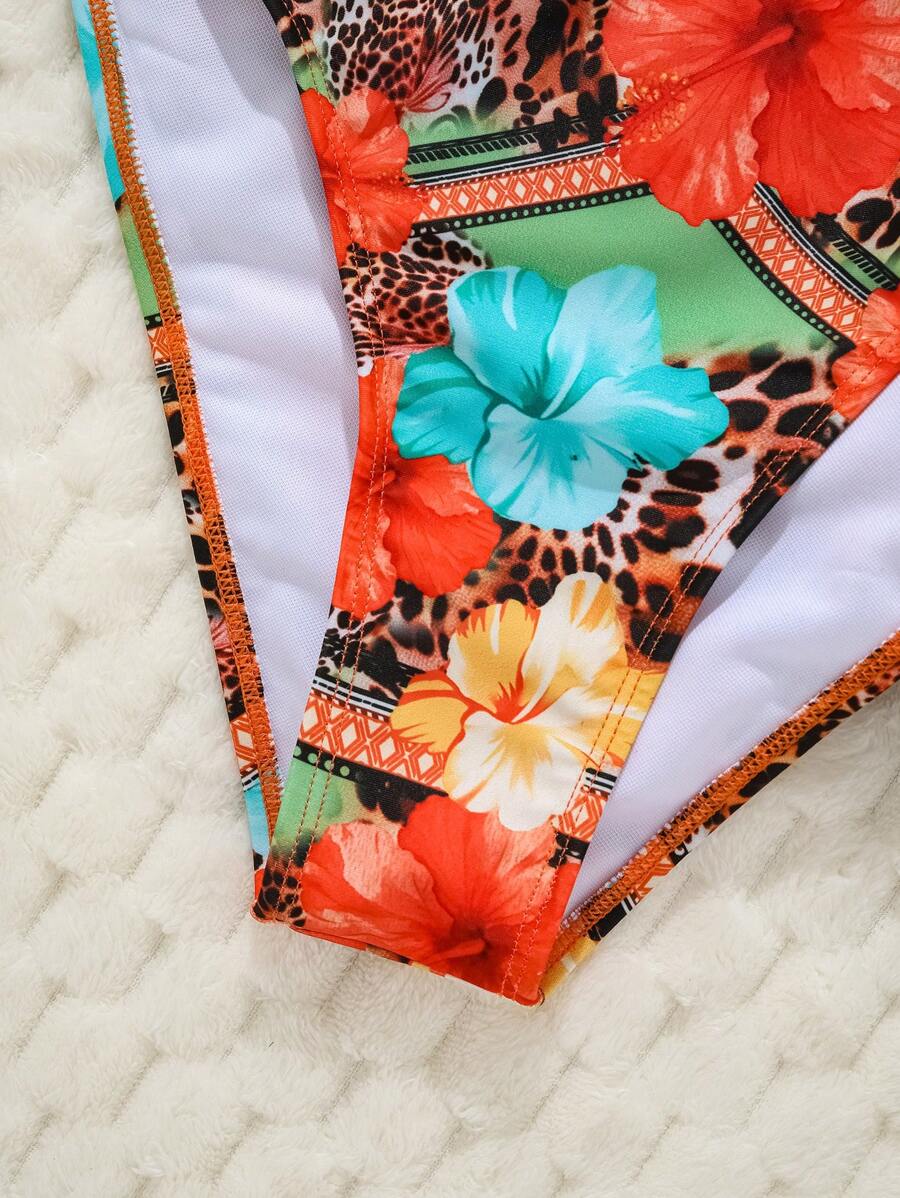 Swim Vcay Women's Summer New Contrast Color Striped Sexy Halter Triangle Cup Bikini Set