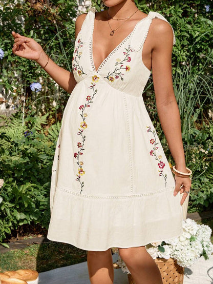 Maternity Sexy Deep V Neck Floral Embroidery Cap Sleeve Boho A Line Dress for Vacation and Photoshoot Apricot