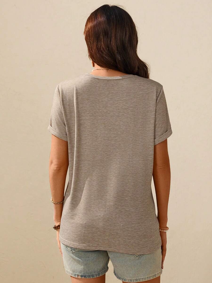Khaki Boho Mama Graphic Print Maternity T-Shirt - Summer Round Neck Short Sleeve Loose Fit Pregnancy Tee for Holiday Casual Wear