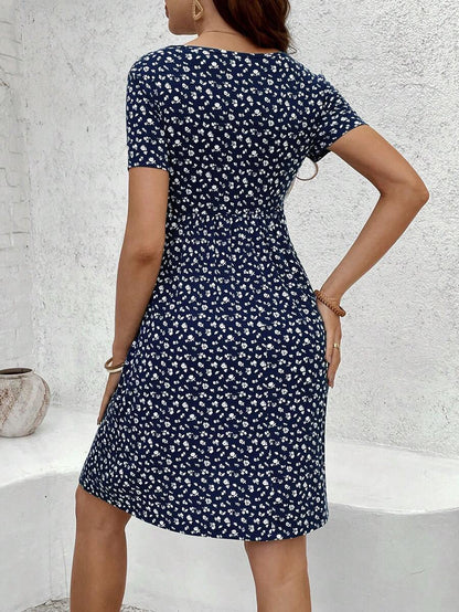 Green Ditsy Floral V Neck Short Sleeve Maternity Nursing Dress Slim Fit Short Flared Beach Vacation Wrap Style Knit Dress