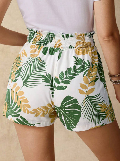 Green Tropical Print Boho Maternity Shorts - Ultra High Waist Straight Leg Beach Vacation Summer Trousers with Bow Detail