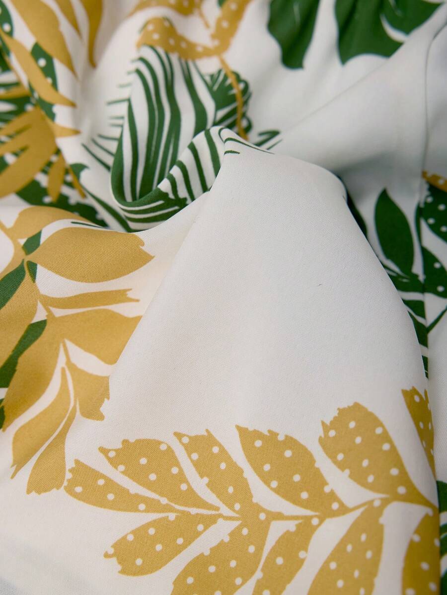 Green Tropical Print Boho Maternity Shorts - Ultra High Waist Straight Leg Beach Vacation Summer Trousers with Bow Detail