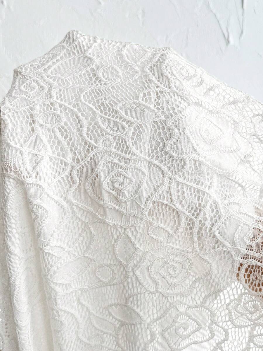 White Lace Flare Sleeve Fitted Mermaid Hem Maternity Dress