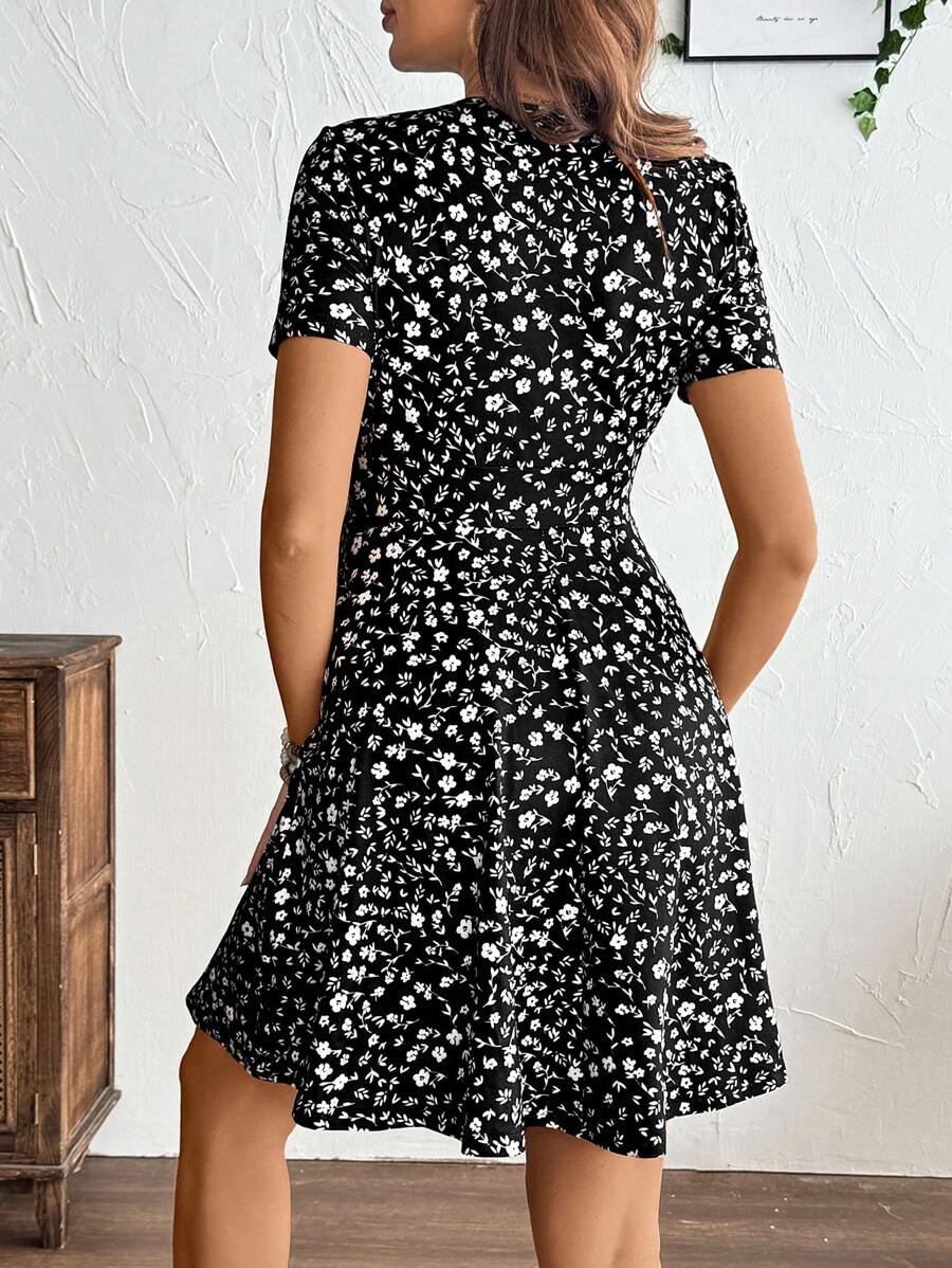 Maternity Short Sleeve V Neck Wrap A-Line Dress Geometric Print High Waist Flared Summer Streetwear Mini Dress