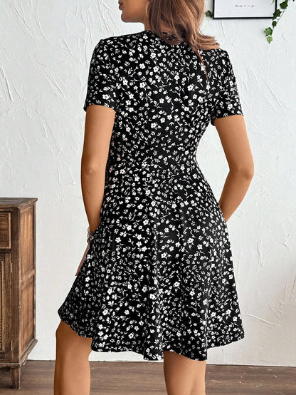 Maternity Short Sleeve V Neck Wrap A-Line Dress Geometric Print High Waist Flared Summer Streetwear Mini Dress