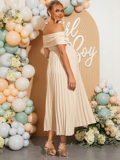 Maternity Off Shoulder Pleated Short Sleeve Dress Solid Color Slim Fit Elegant Pregnancy Gown for Baby Shower Gender Reveal Party Summer