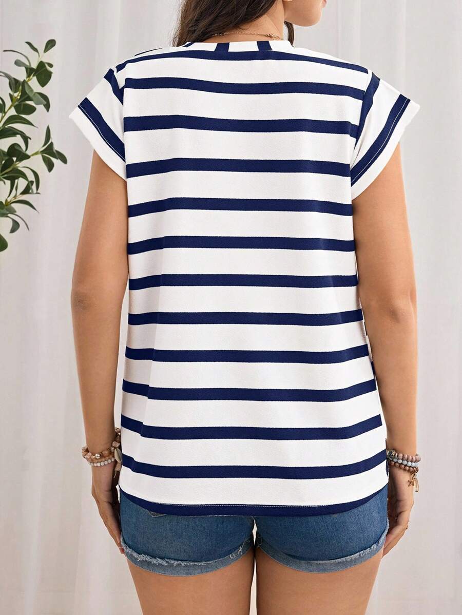 Maternity Short Sleeve Striped T-Shirt, Minimalist & Stylish, Suitable For Summer