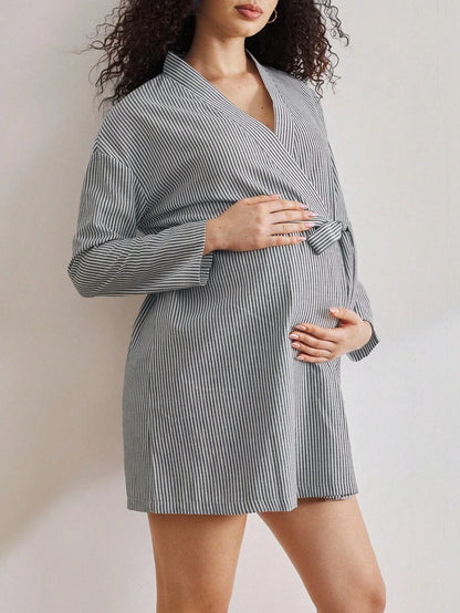 Maternity Nursing Robe - Fashionable Casual Short Summer Winter Wearable, Breastfeeding Loungewear