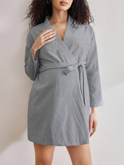 Maternity Nursing Robe - Fashionable Casual Short Summer Winter Wearable, Breastfeeding Loungewear