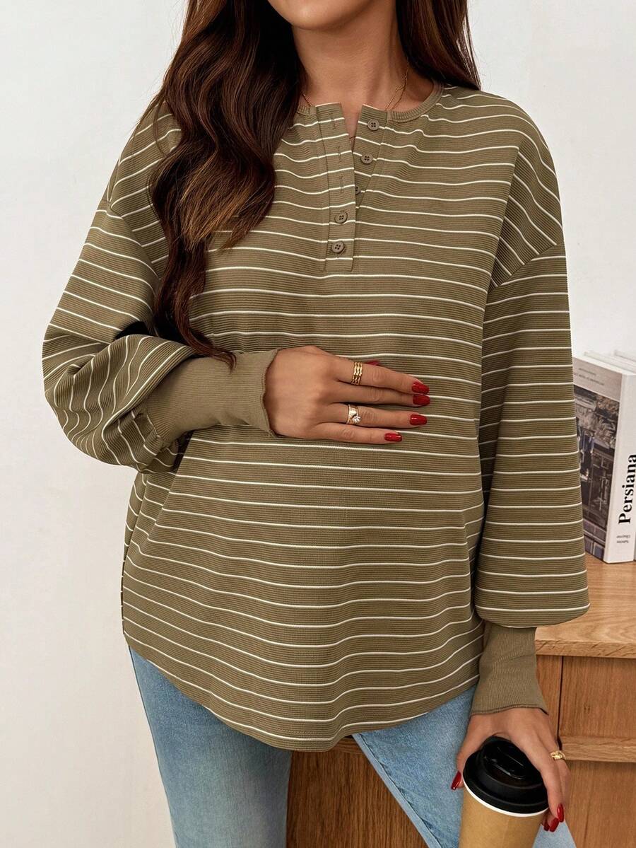 Maternity Striped Long Sleeve T-Shirt Loose Fit Black and White Round Neck Drop Shoulder Knit Top for Casual Styling
