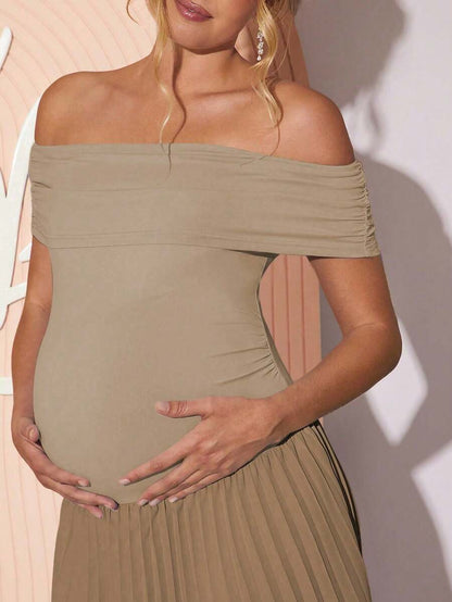 Maternity Off Shoulder Ruched Hem Dress - Elegant Solid Color Slim Fit Bodycon Gown for Baby Shower, Gender Reveal & Photoshoot