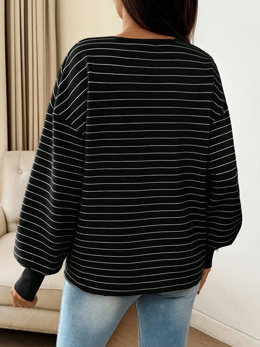 Maternity Striped Long Sleeve T-Shirt Loose Fit Black and White Round Neck Drop Shoulder Knit Top for Casual Styling