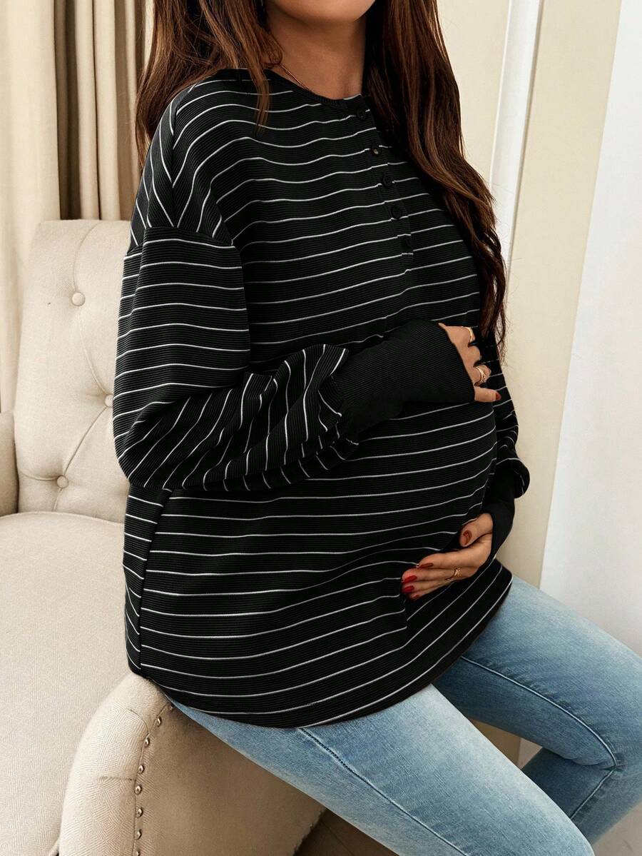 Maternity Striped Long Sleeve T-Shirt Loose Fit Black and White Round Neck Drop Shoulder Knit Top for Casual Styling