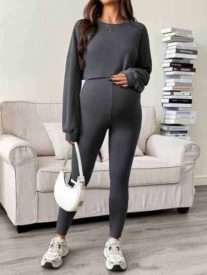 Maternity 2 Piece Set - Solid Color Drop Shoulder Long Sleeve Tee and Jumpsuit Casual, Black