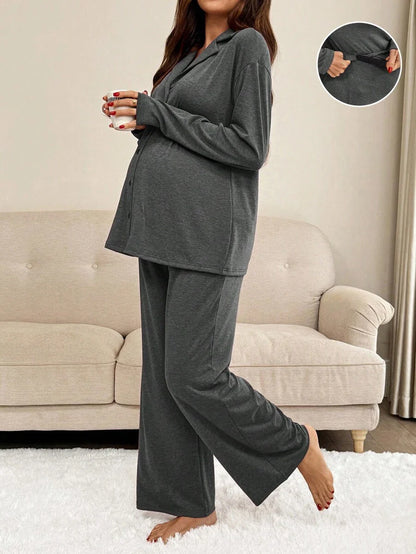 Green Maternity 2-Piece Lounge Set - V-Neck Long Sleeve Top and Pants Pajama Set - Soft Casual Maternity Sleepwear for Spring and Fall