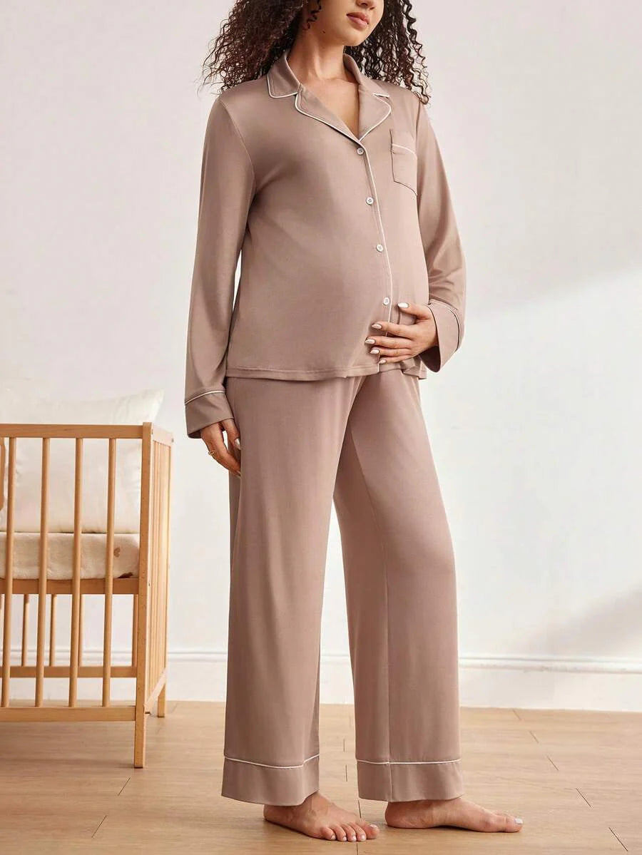 Maternity Nursing Sleepwear Set - Black Colorblock Long Sleeve Top and Pants - Casual 2 Piece Nursing Pajamas for Fall and Winter