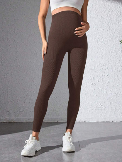 Maternity Sports Leggings - Seamless, High Waist, Cropped, Medium Stretch, Black