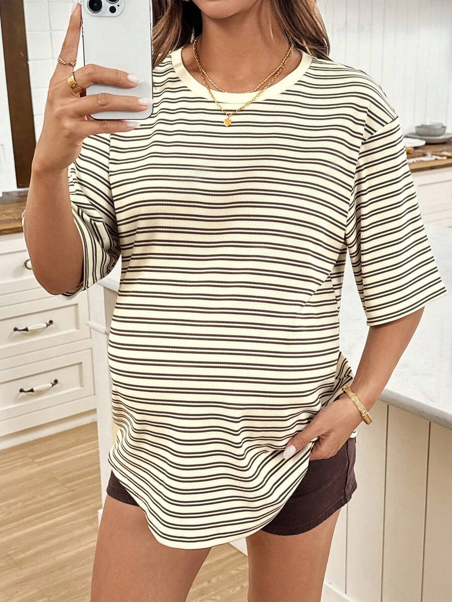 Maternity Black Striped Round Neck Short Sleeve Long Loose Fit T-Shirt Comfortable Padded Shoulder Casual Drop Shoulder Pregnancy Tee