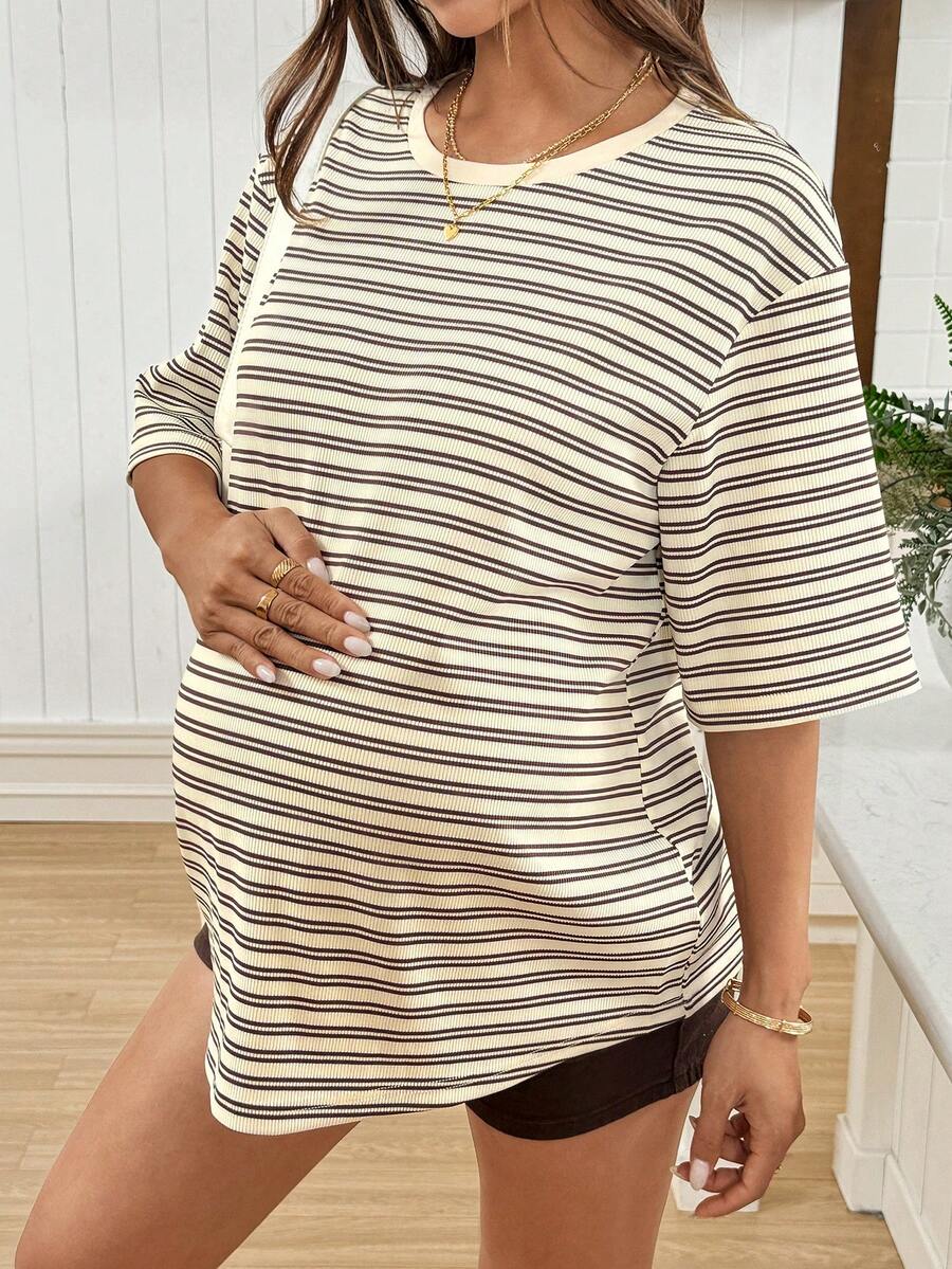 Maternity Black Striped Round Neck Short Sleeve Long Loose Fit T-Shirt Comfortable Padded Shoulder Casual Drop Shoulder Pregnancy Tee