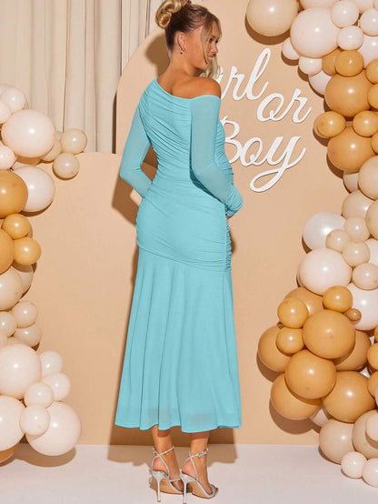 Maternity Oblique Shoulder Long Sleeve Ruched Dress Solid Color Slim Fit Elegant Pregnancy Gown for Baby Shower Fall Winter Party