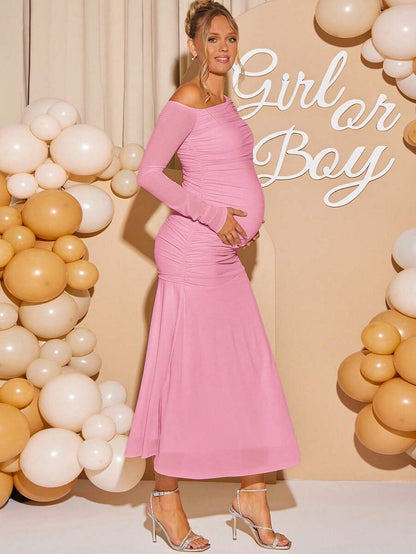 Maternity Oblique Shoulder Long Sleeve Ruched Dress Solid Color Slim Fit Elegant Pregnancy Gown for Baby Shower Fall Winter Party