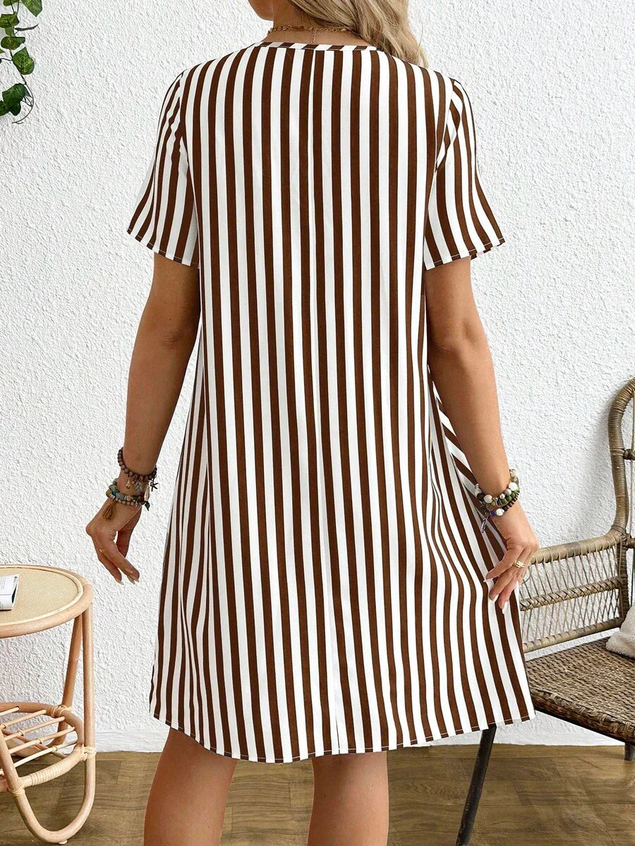Maternity Short Sleeve Striped A-Line Dress Round Neck Button Detail Casual Blue and White Short Summer Dress