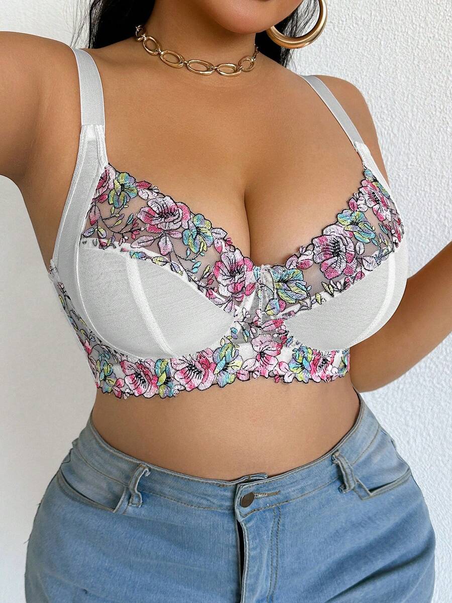 Plus Size Elegant Floral Embroidery Underwire Bra