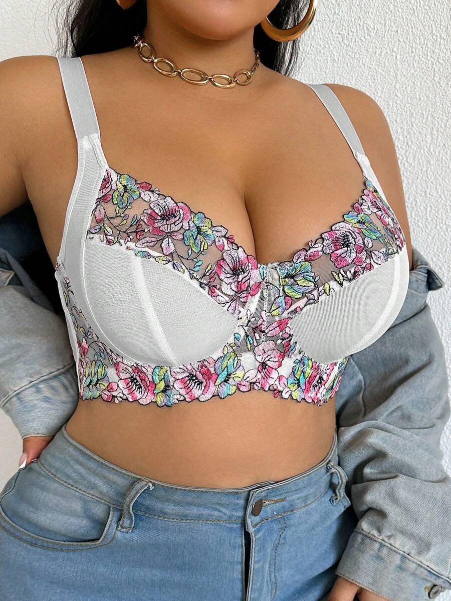 Plus Size Elegant Floral Embroidery Underwire Bra
