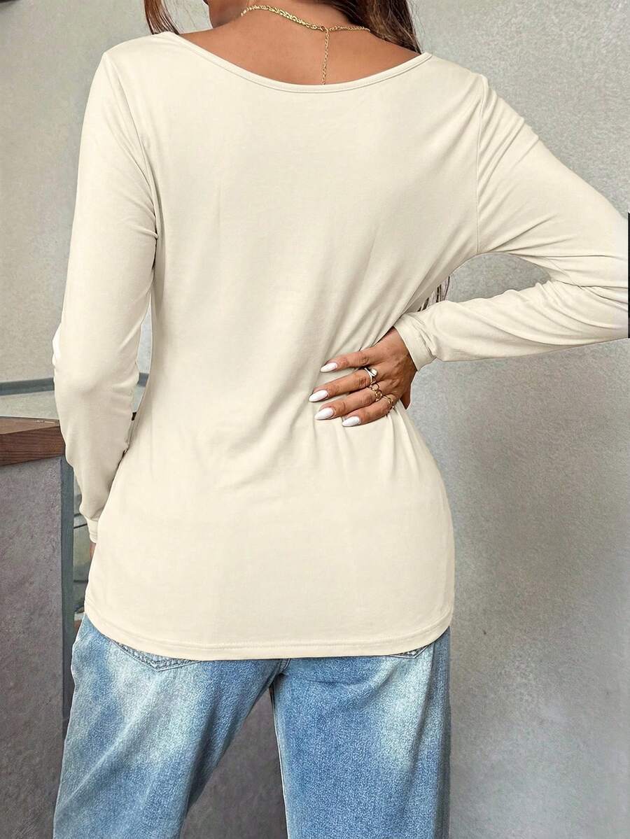 Maternity White Scoop Neck Long Sleeve Fitted T-Shirt - Slim Fit Knitted Pregnancy Top for Casual Daily Wear